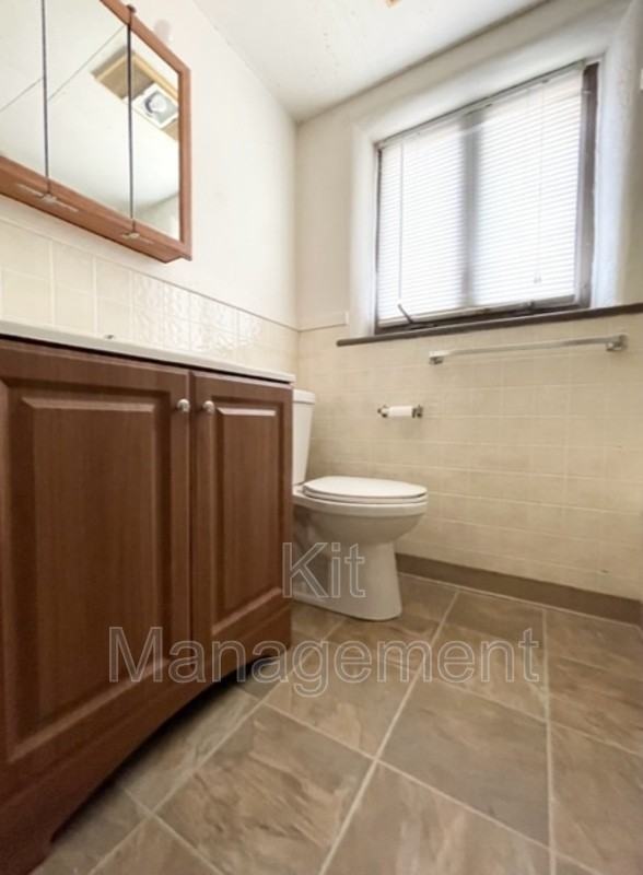 3805 Berkeley Dr #3 - Photo 7 of 7