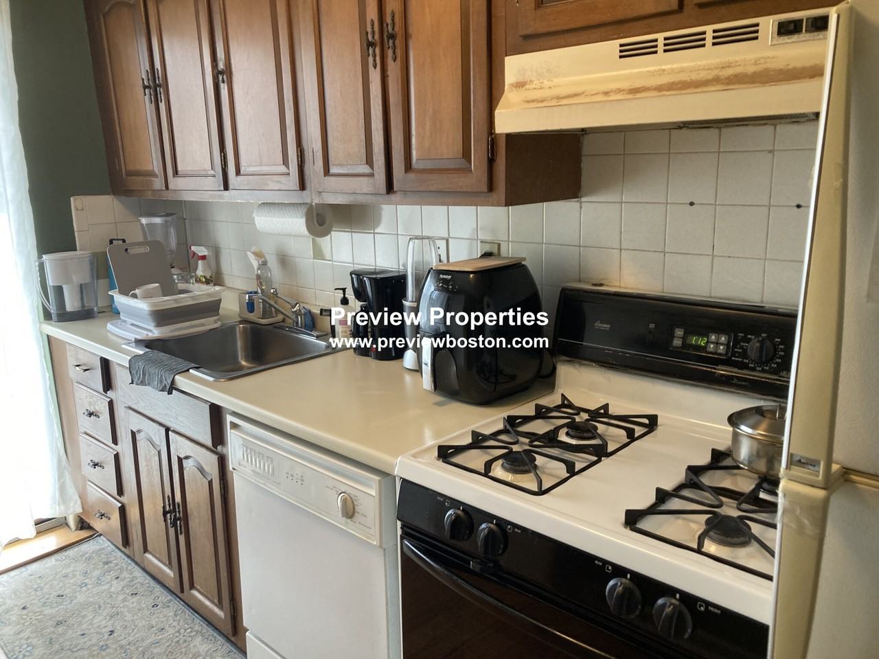 Commonwealth Ave #4 - Photo 3 of 28