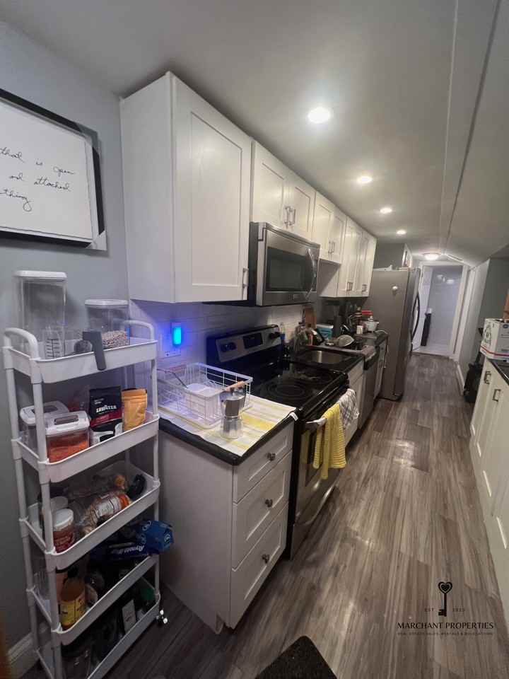 11 Denby Rd #B - Photo 4 of 50