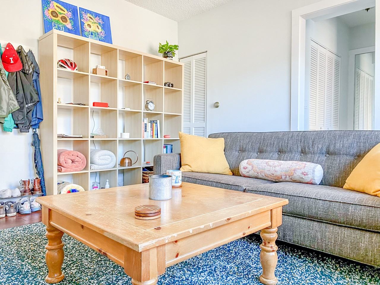 3727 N Pine Grove Ave #408