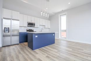 2402 W Carmen Ave #307 - Photo 1 of 1