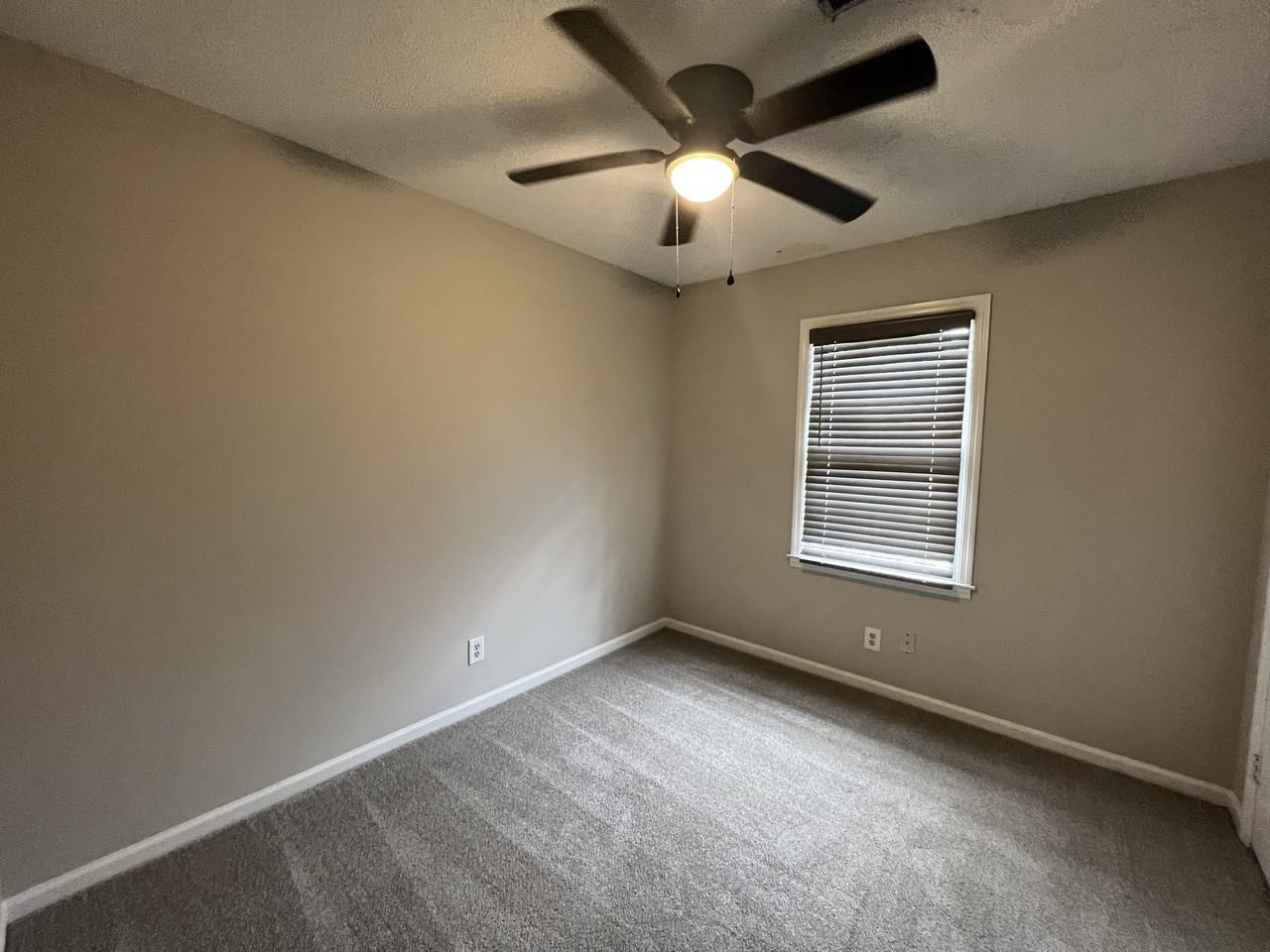 103 Dorchester Manor Blvd - Photo 6 of 8