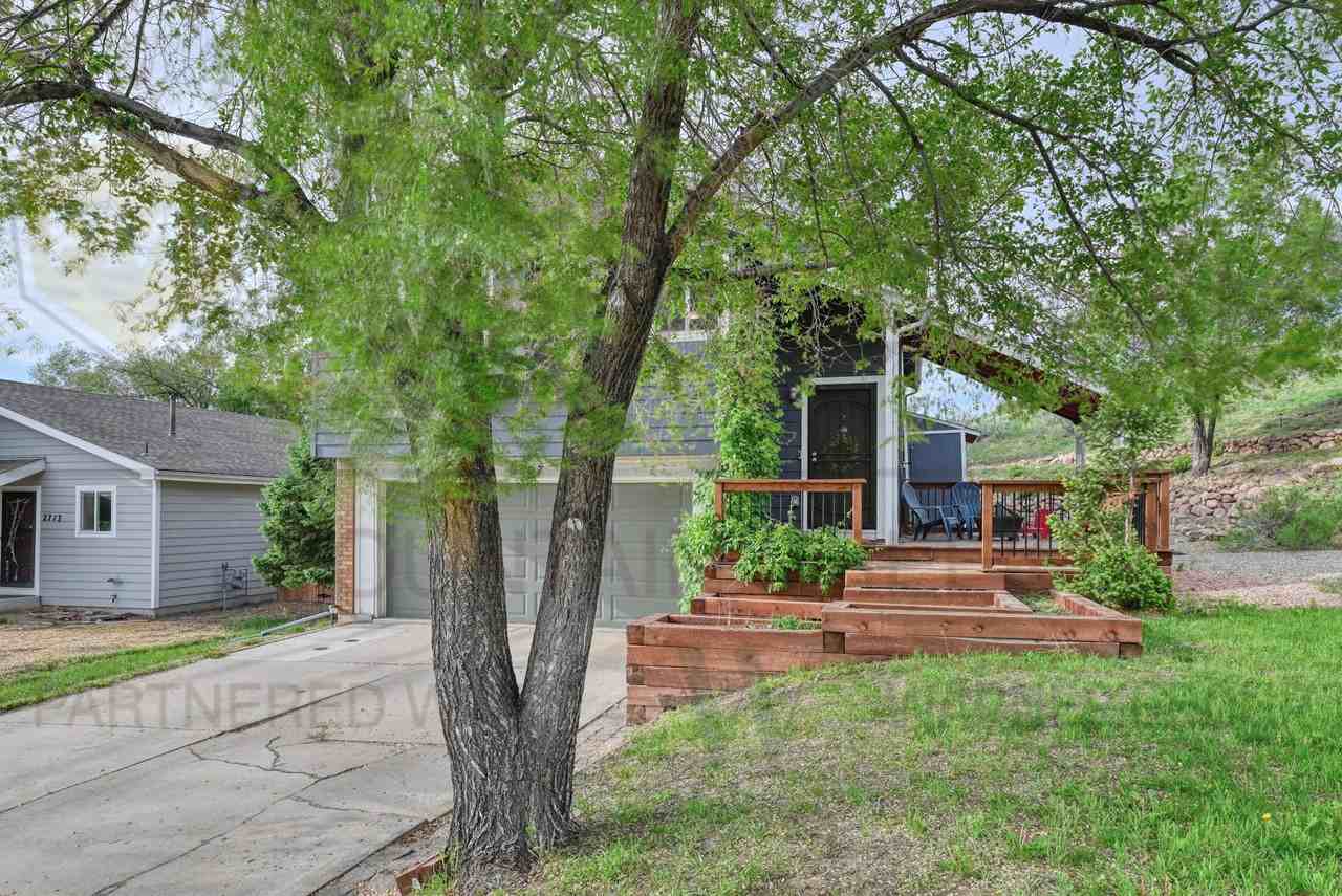 2707 Sage St - Photo 2 of 50