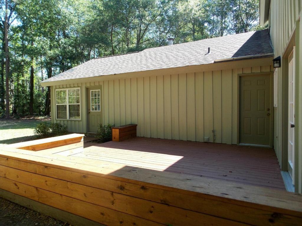 119 Greenbriar Trl - Photo 3 of 16