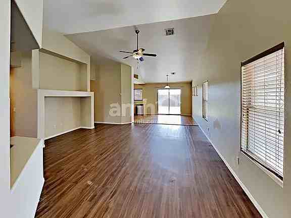 2301 S 257th Dr - Photo 3 of 4