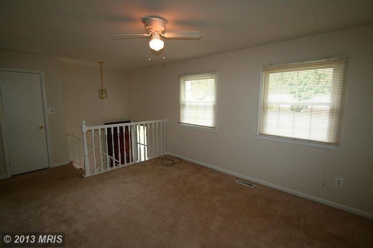 4853 Langer Ln - Photo 2 of 17