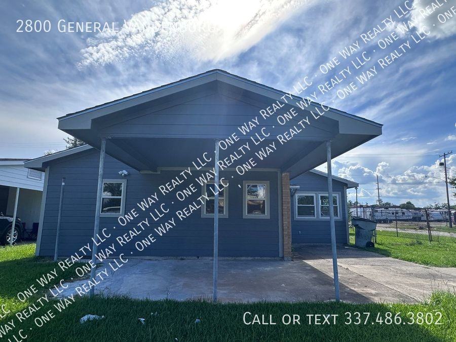 2800 General Vandenburg St - Photo 2 of 23