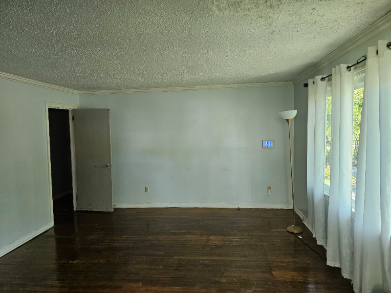 1901 35th Ave N - Photo 3 of 16