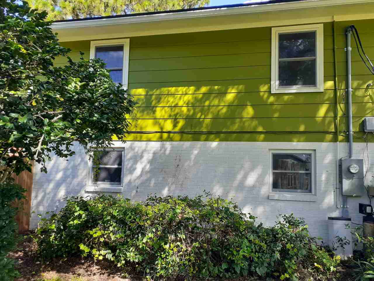 608 Bradford Drive - Photo 2 of 14