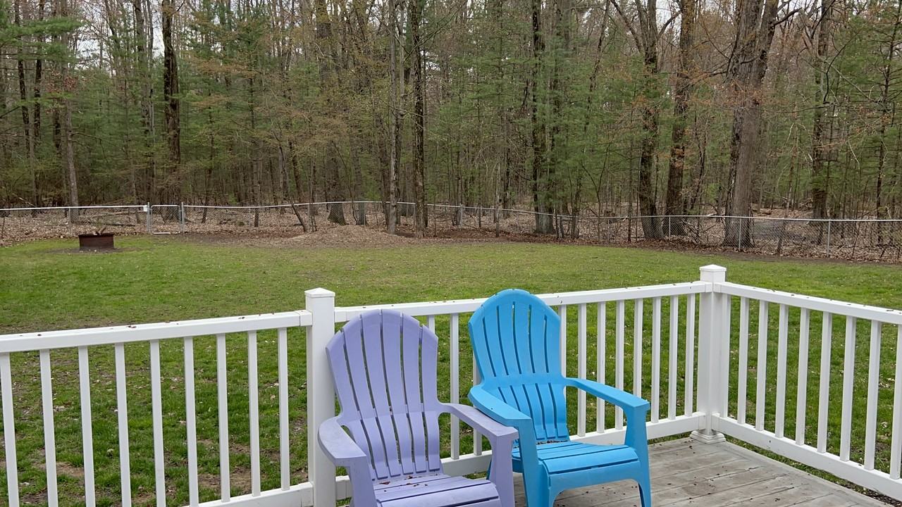 634 E Price Rd #NA - Photo 3 of 26