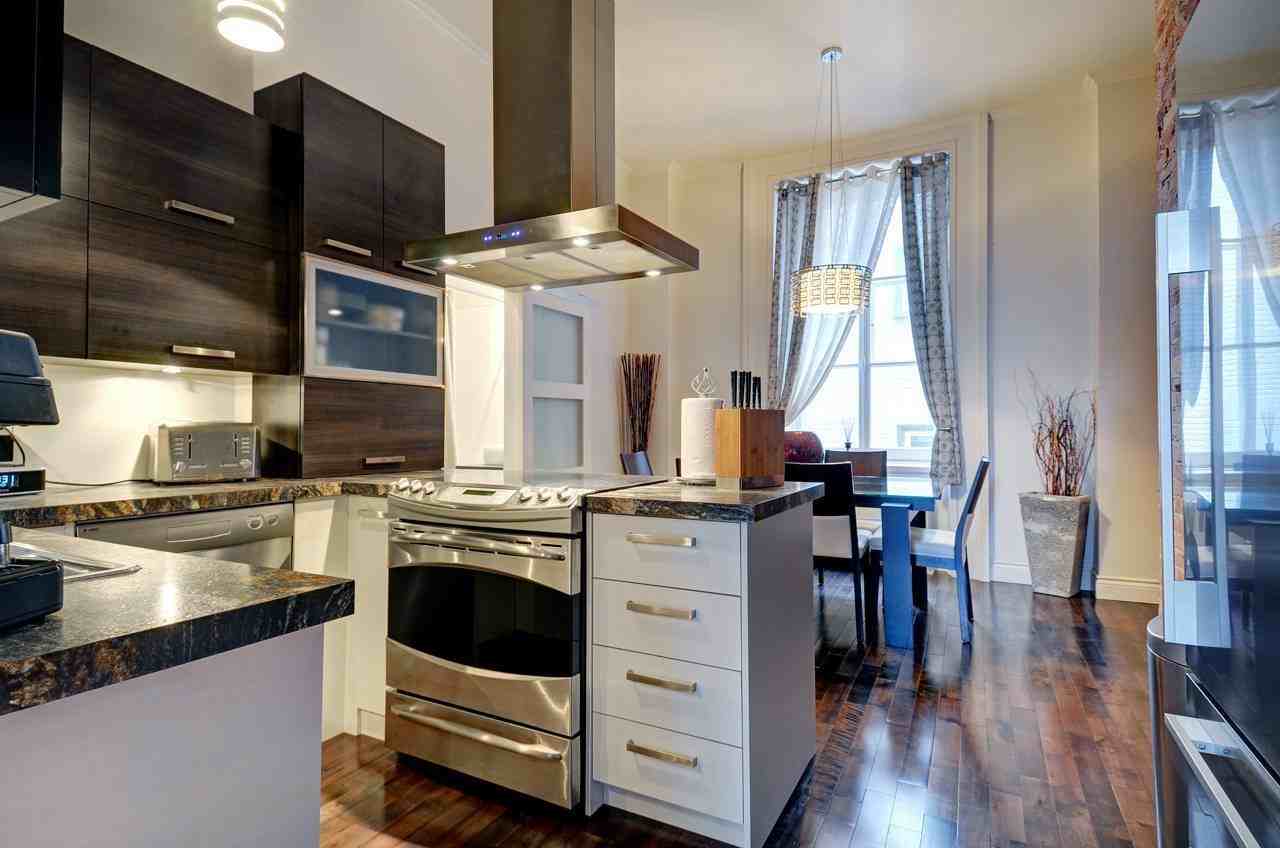 81 Rue Saint-Louis - Photo 7 of 10