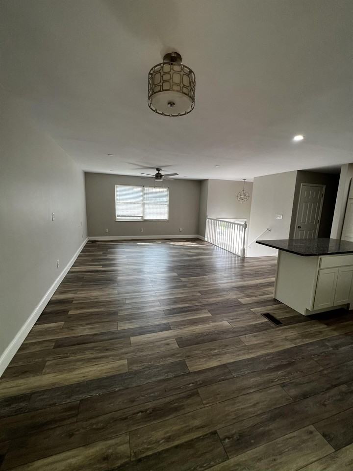 1405 Lyndale Dr #1 - Photo 2 of 19