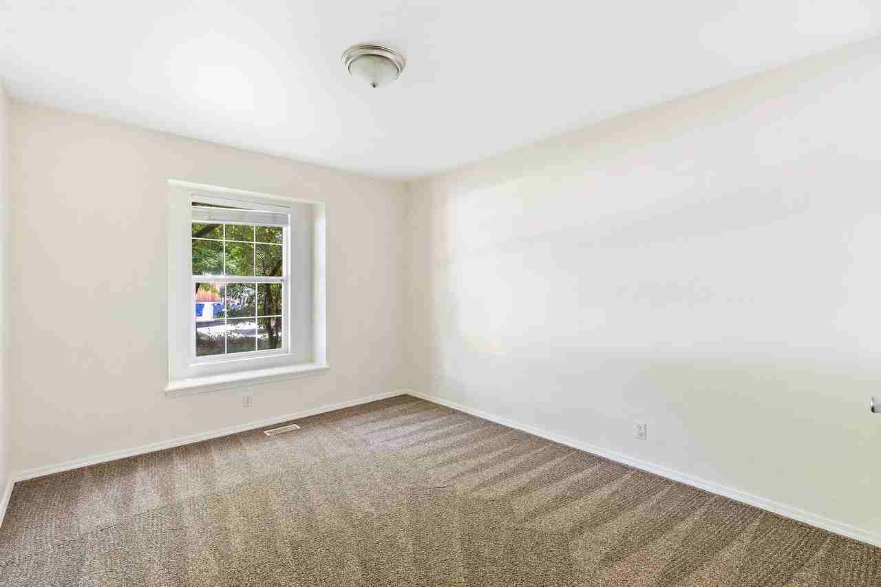 1725 N Eagle Creek Way #1 - Photo 6 of 23