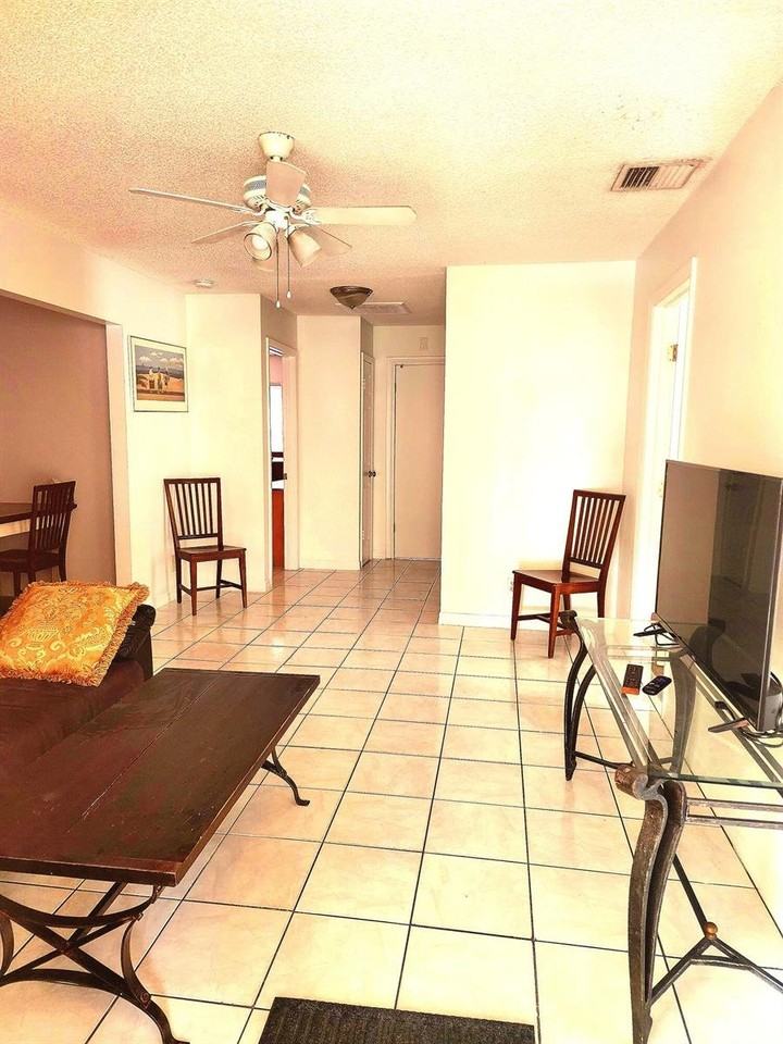 1514 N Federal Hwy #1514 - Photo 2 of 8