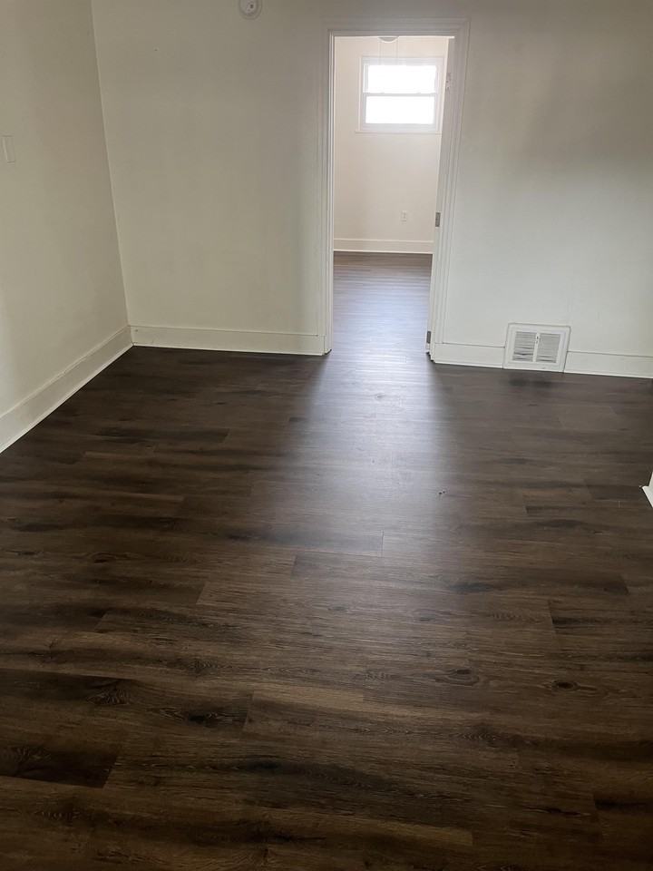 216 W 2nd St #1 - Photo 6 of 15