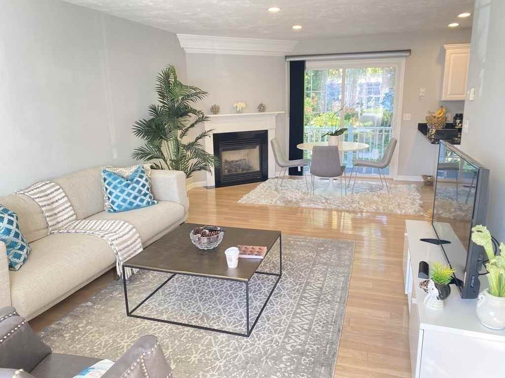 401 W Center St #C1 - Photo 3 of 16