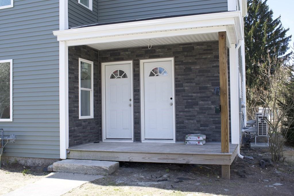 17 Waters St #1 - Photo 3 of 25