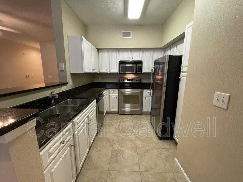 1910 E Palm Ave #11107 - Photo 3 of 36