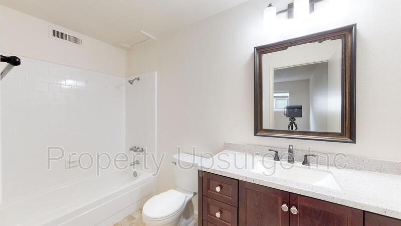 905 Lakeside Dr #2 - Photo 6 of 17