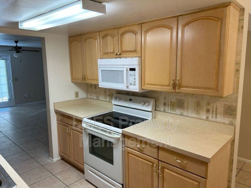 4603 Lighthouse Cir - Photo 6 of 50