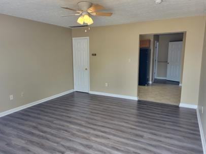 443 Jason Drive - Photo 2 of 7