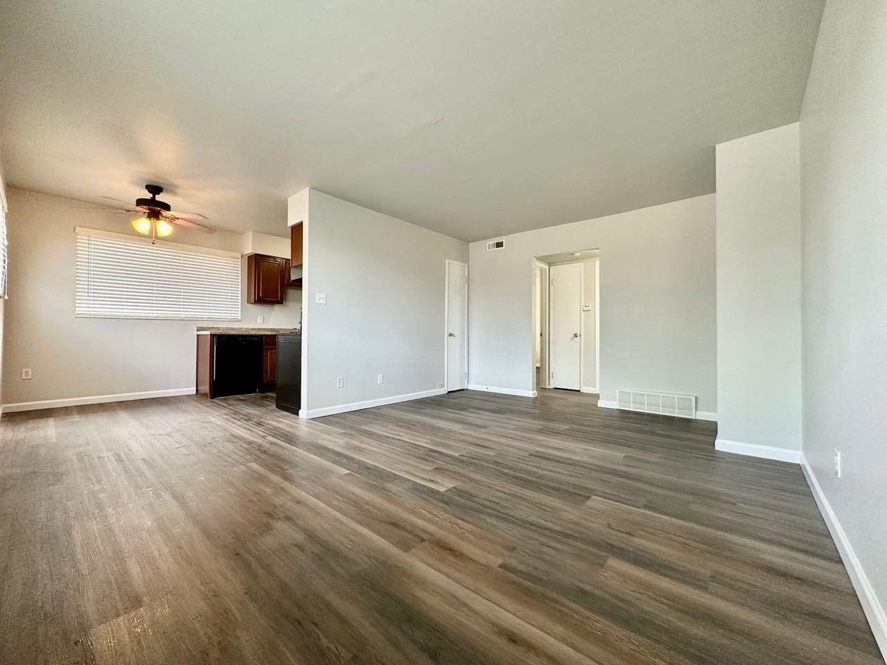 1539 Leeshores Lane #C - Photo 2 of 10