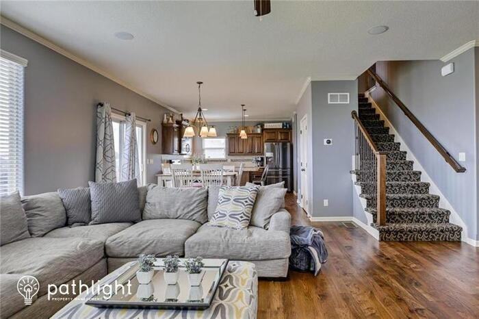 1905 Prairie Clover Rd - Photo 2 of 21
