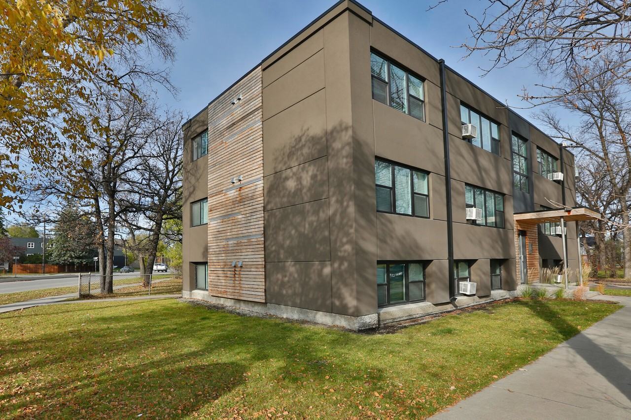 9 Victory Place Apartments 9 Victory Pl, Winnipeg, MB R2M 0L7 Zumper