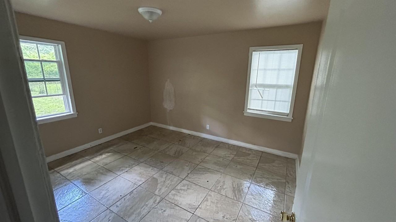 6754 Autumn Ave #1 - Photo 5 of 10