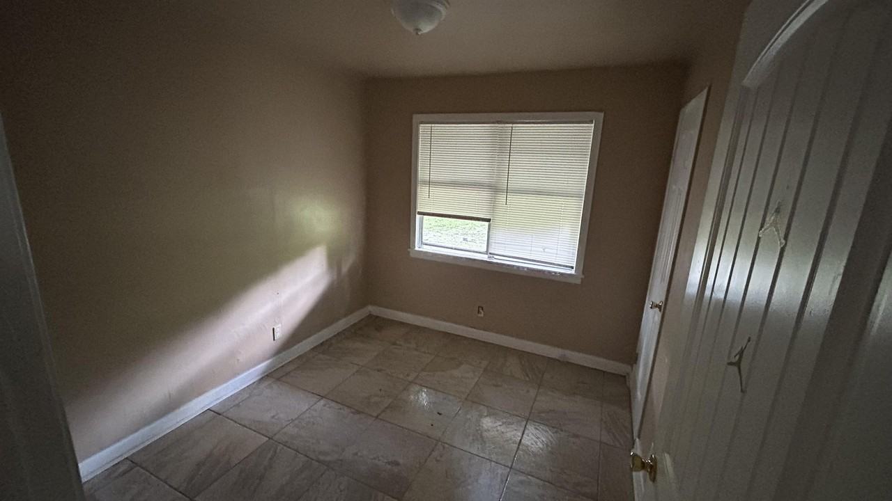 6754 Autumn Ave #1 - Photo 6 of 10