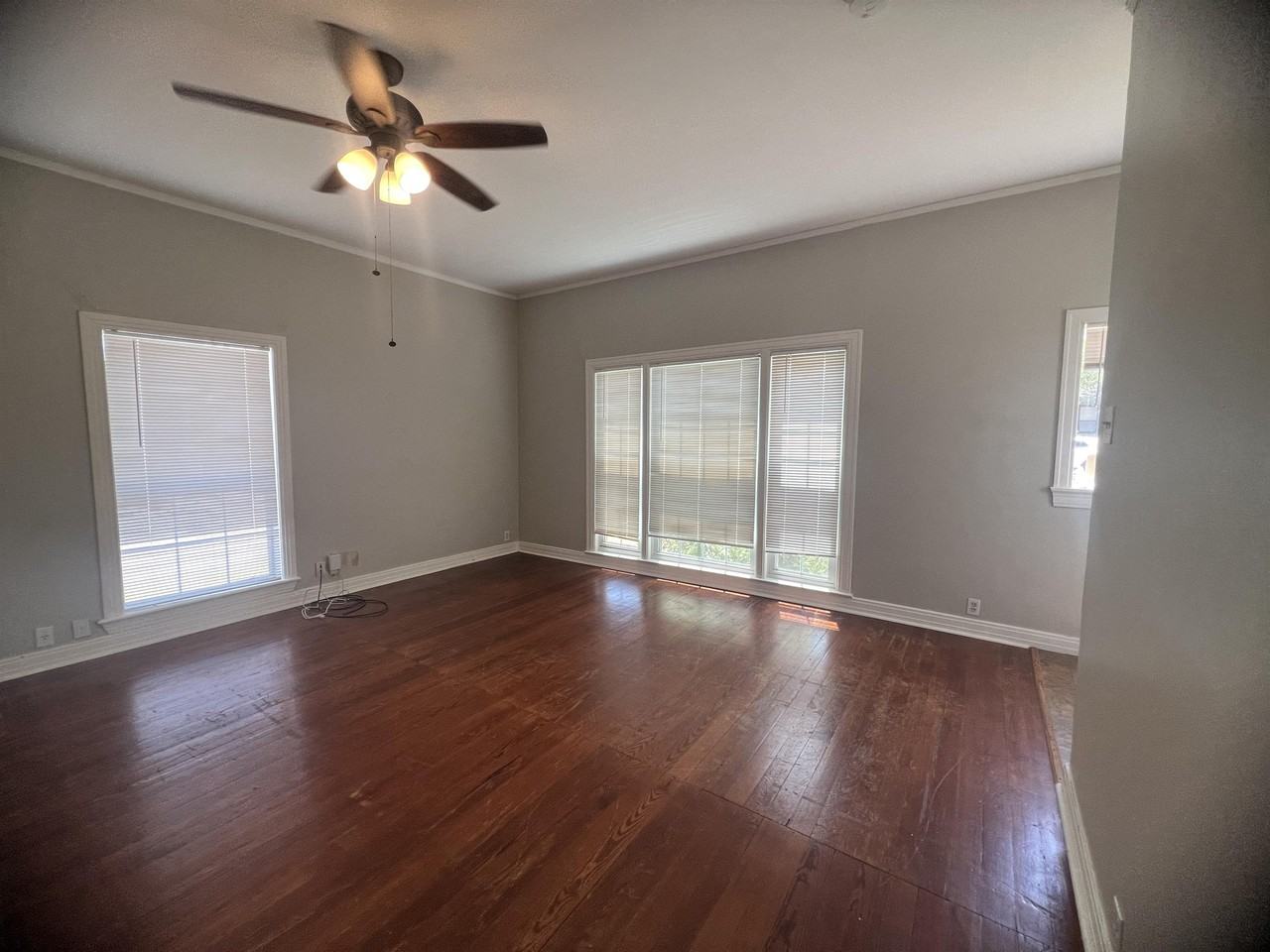 502 Pearl St #1 - Photo 3 of 19