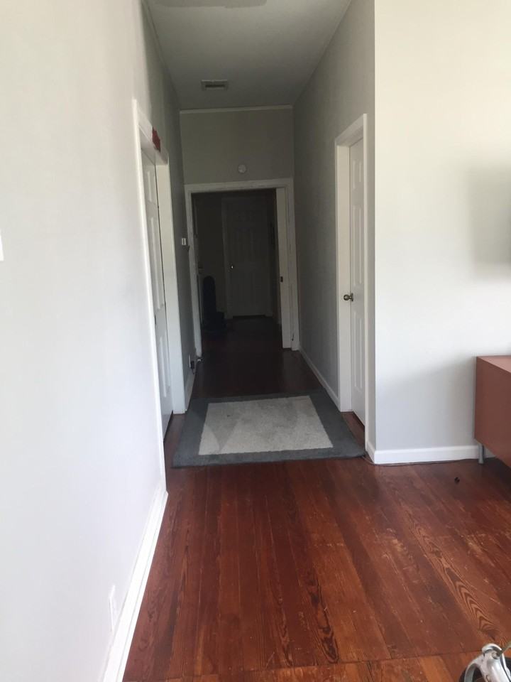 502 Pearl St #1 - Photo 5 of 19