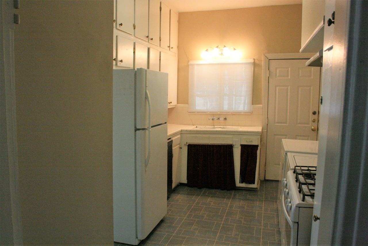 502 Pearl St #1 - Photo 6 of 19