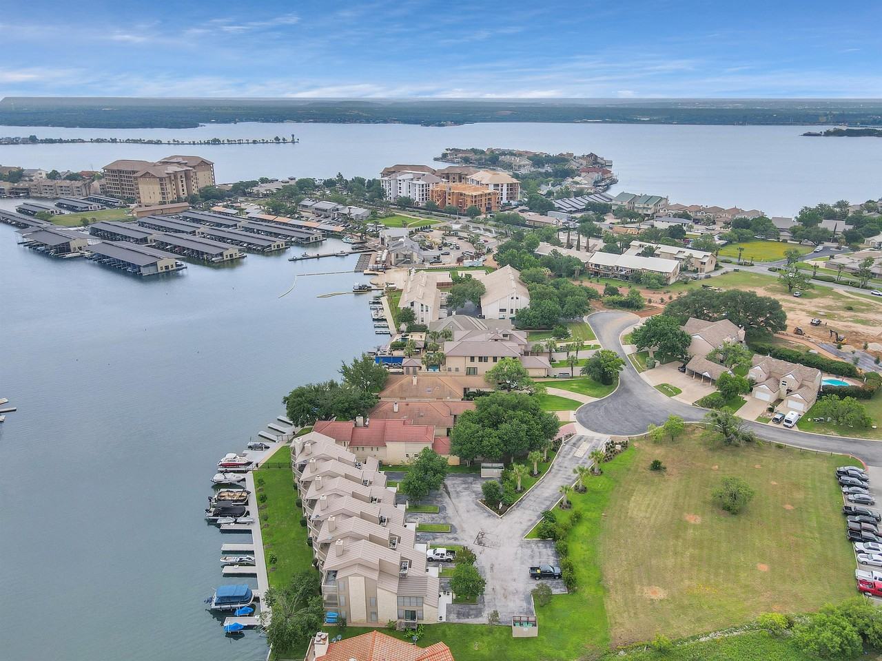 604 Port - 5Unit 5 #5 - Photo 3 of 34