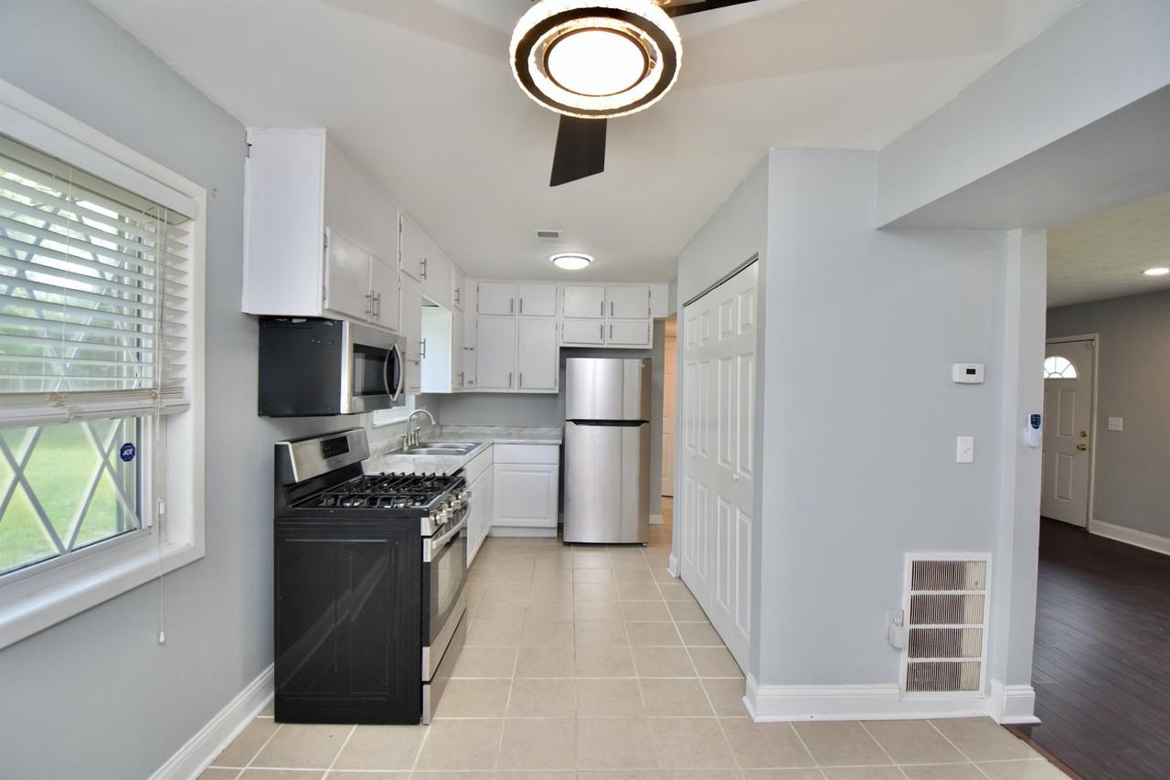 3918 Eddystone Dr #1 - Photo 3 of 26