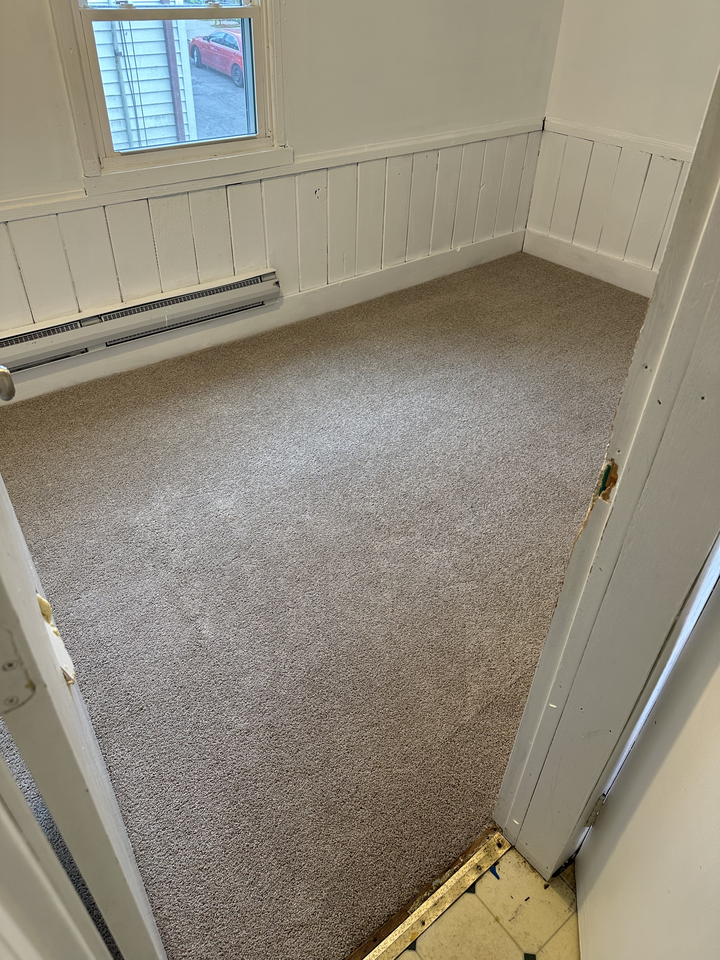 134 Veteran St #2 - Photo 5 of 6