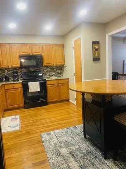 2169 Berrypatch Dr - Photo 2 of 11