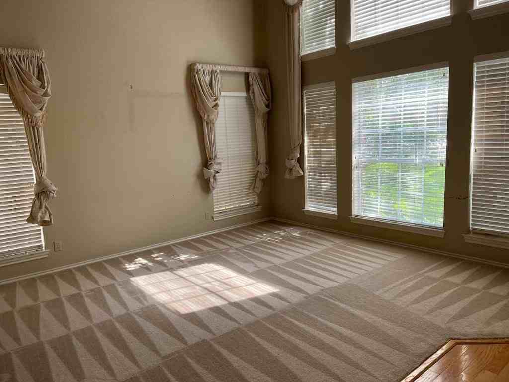 2414 Mockingbird Dr #NA - Photo 3 of 16