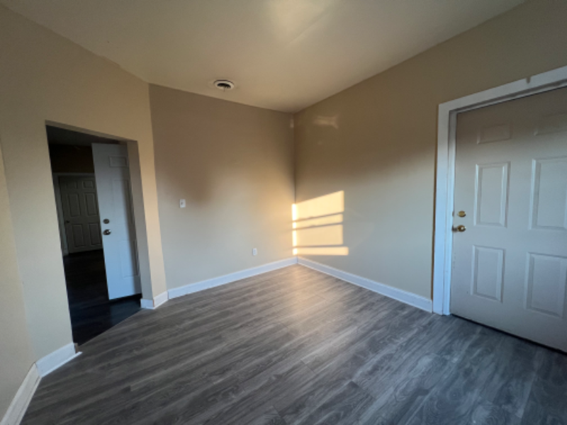 6508 S Albany Ave - Photo 2 of 8