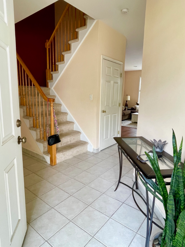 34 Shelley Cir - Photo 3 of 24