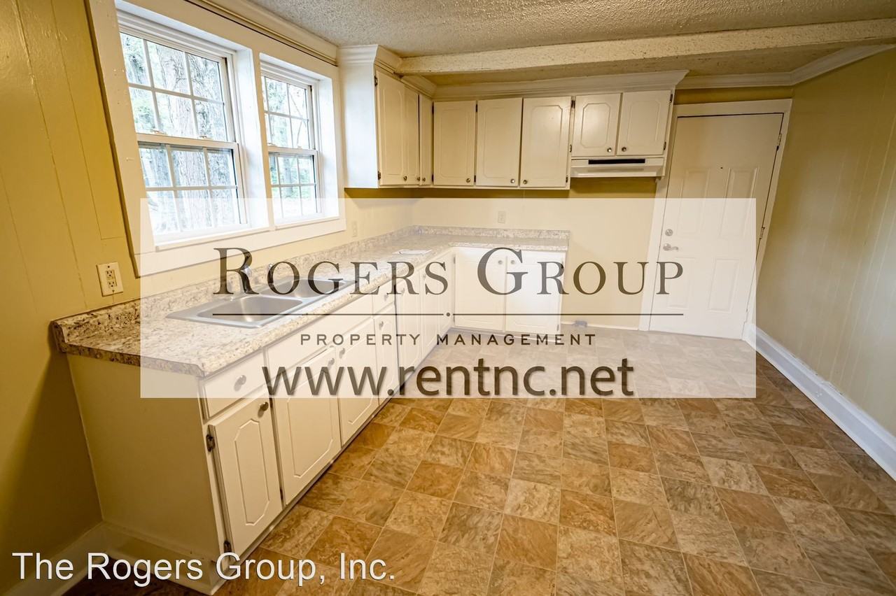 2011 Julia Ave - Photo 2 of 9