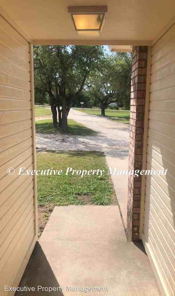 1140-1142 County Road 4804 - Photo 3 of 16