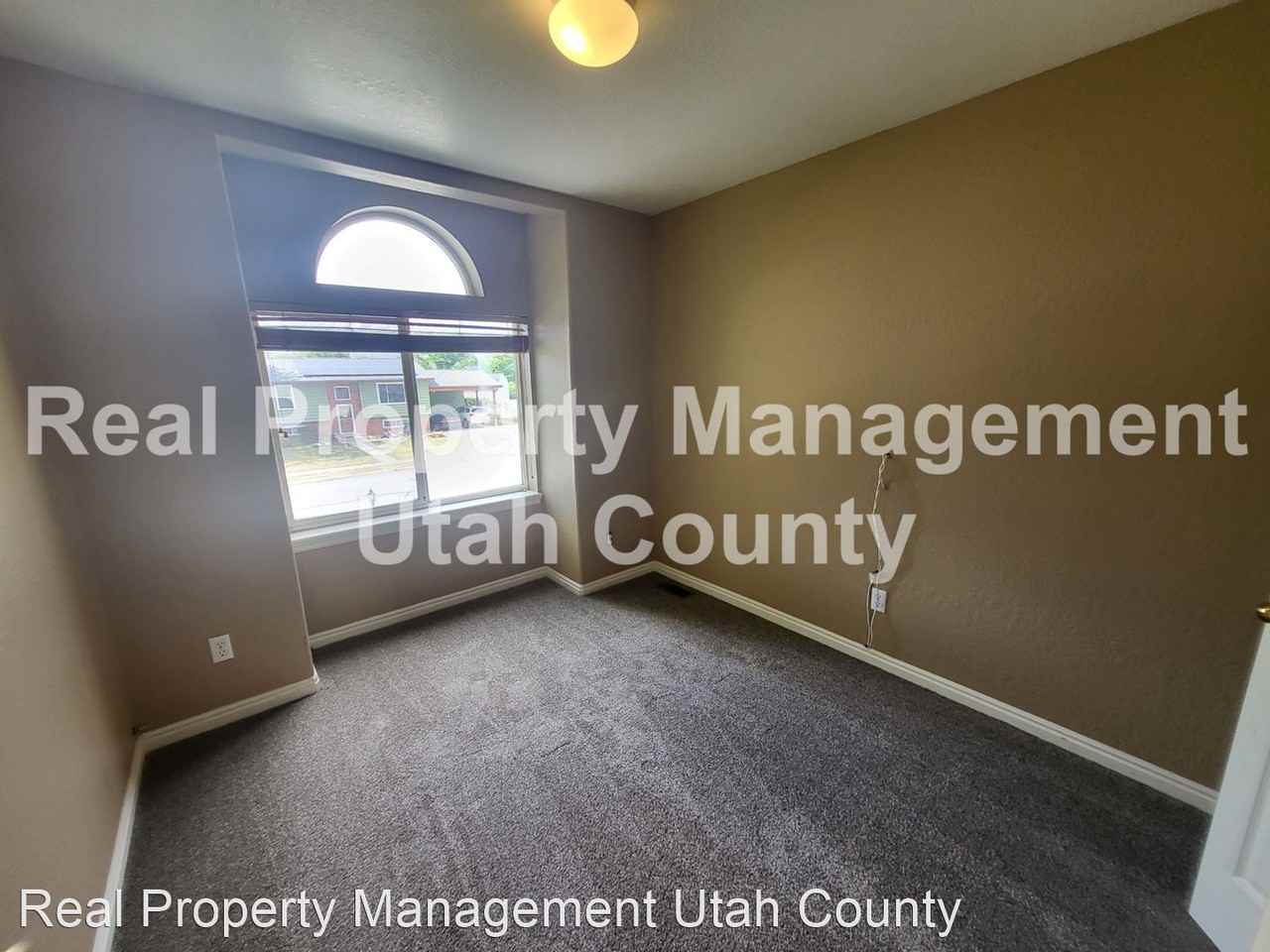 1779 W 220 S - Photo 2 of 20