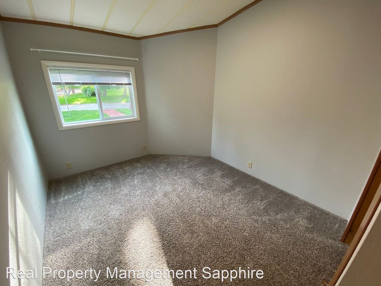 5543 Old Eastside Hwy - Photo 2 of 35