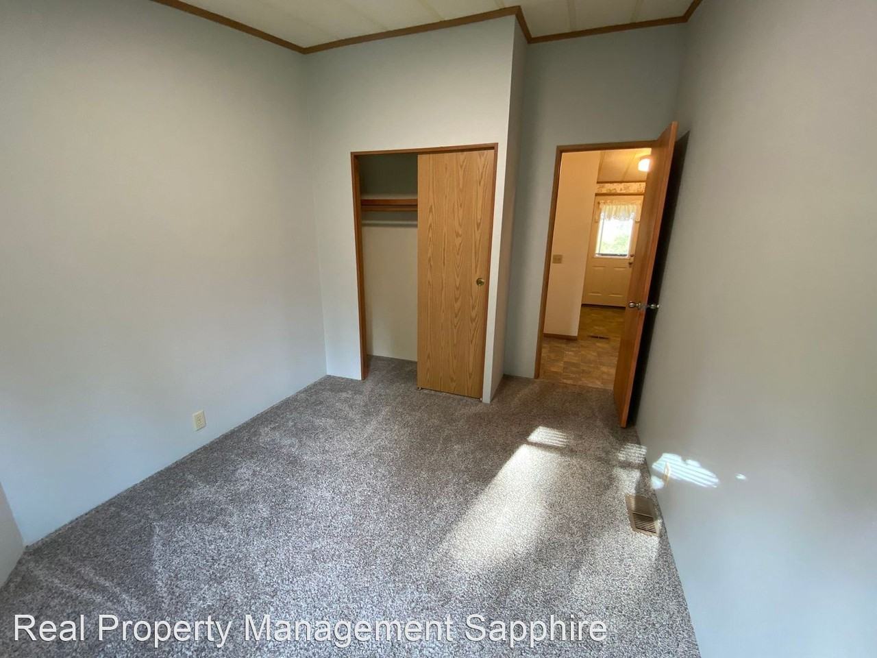 5543 Old Eastside Hwy - Photo 3 of 35