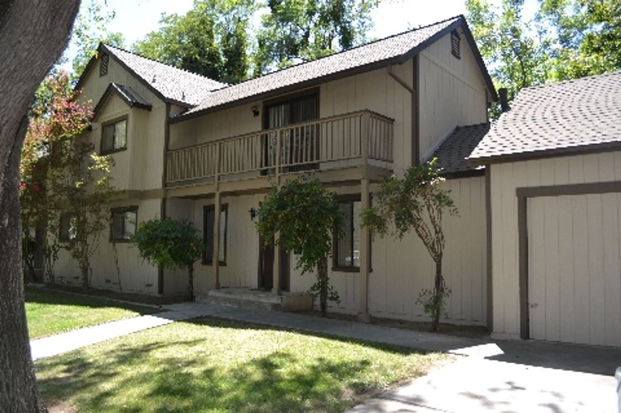 46 / 50 Walnut St - Photo 2 of 17