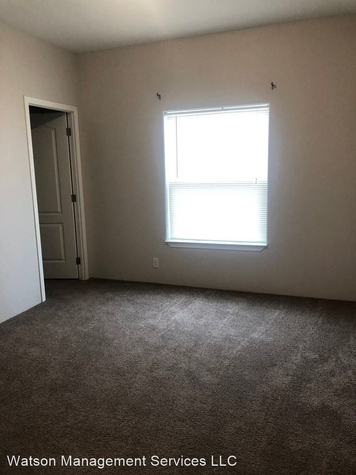 33217 Tennessee Rd - Photo 3 of 41