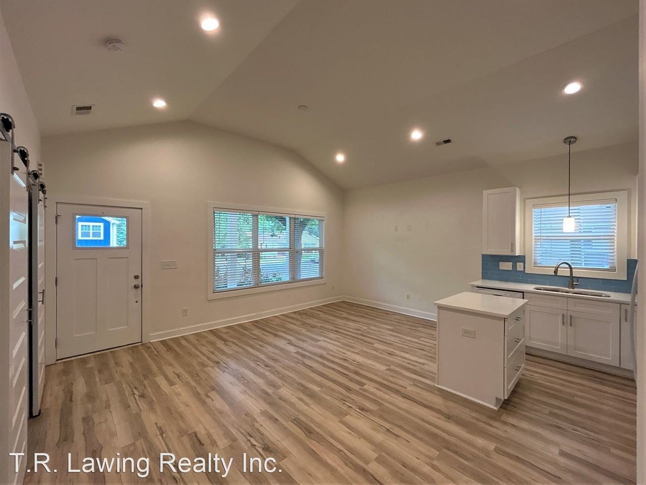 1301 Norris Ave - Photo 2 of 13