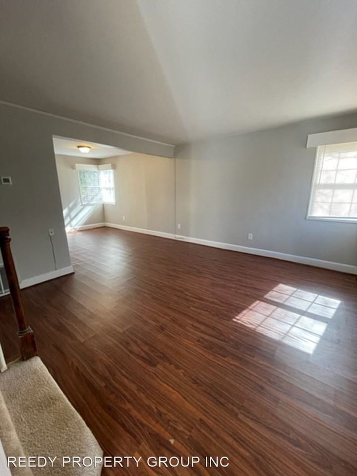 100 Lewis Drive - 10-F LV - Photo 3 of 13