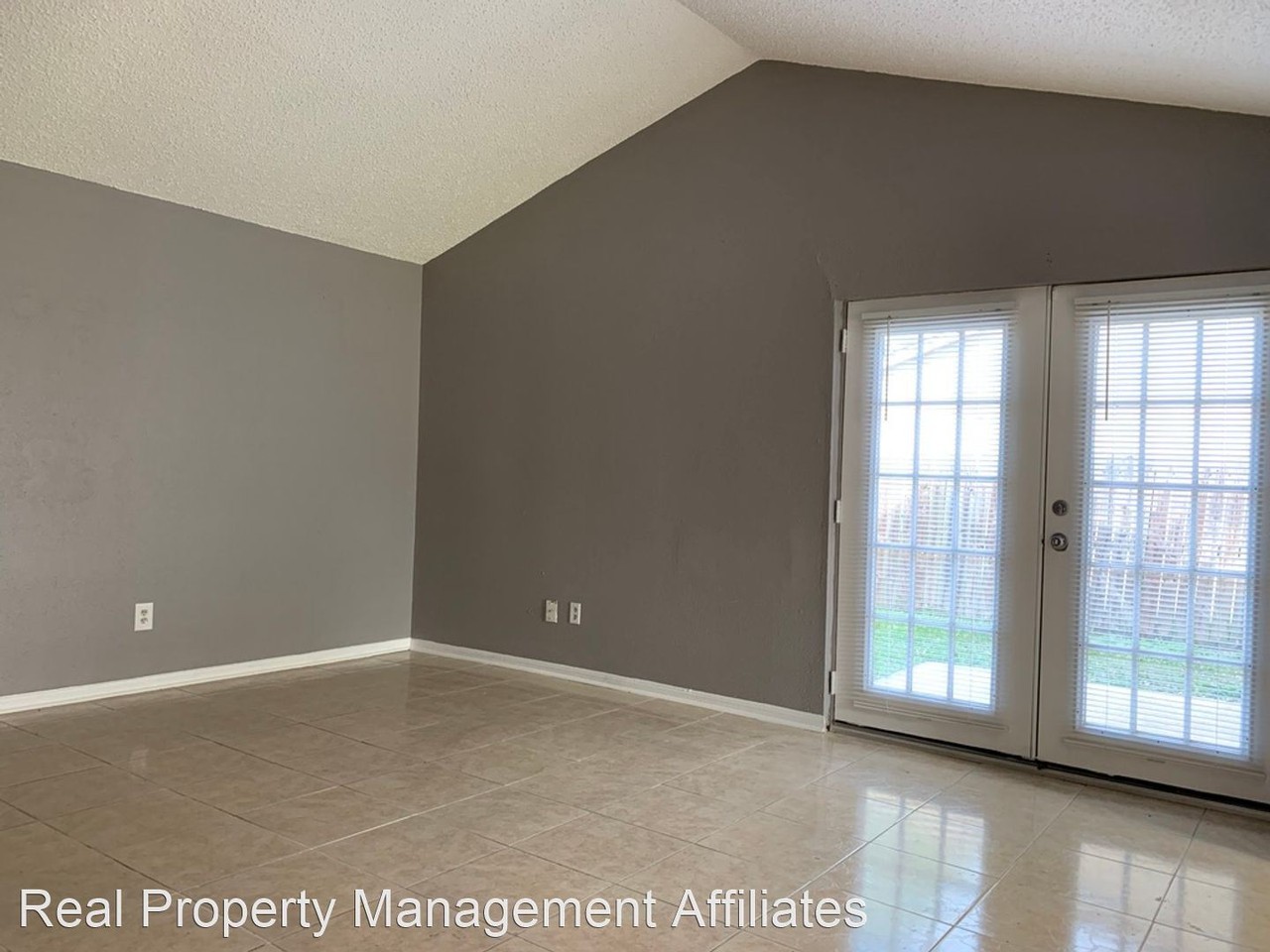 7026 Rockergate Dr - Photo 2 of 17